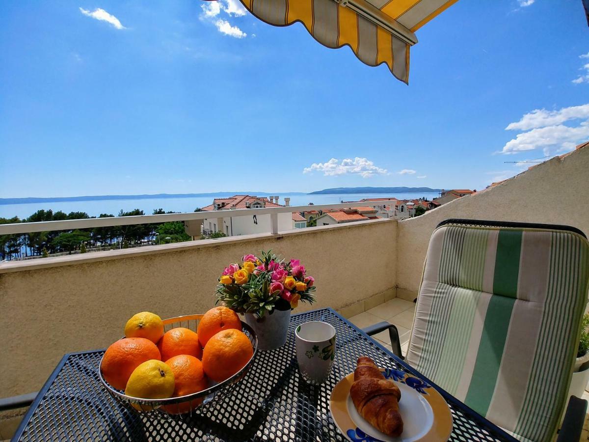 Penthouse Studio With Sea View Makarska Exterior photo